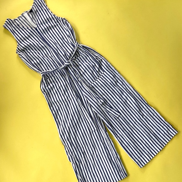Stripe Capri Jumpsuit - Picture 11 of 11